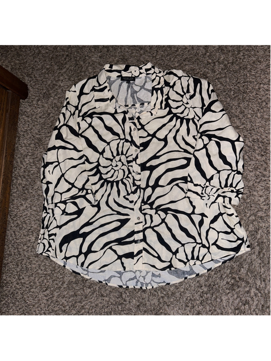 Rachel Zoe Tops - Women's Rachel Zoe Linen Blend Button Down Shirt 3X White Black Abstract Print